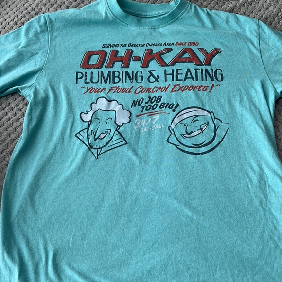 Home Alone 20th Century Studios tshirt large OH-KAY Plumbing - Picture 1 of 3